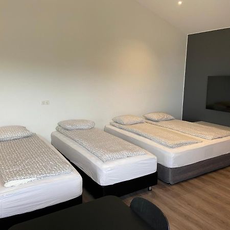 4 Person Room With Private Entrance And Bathroom Keflavik Exterior photo