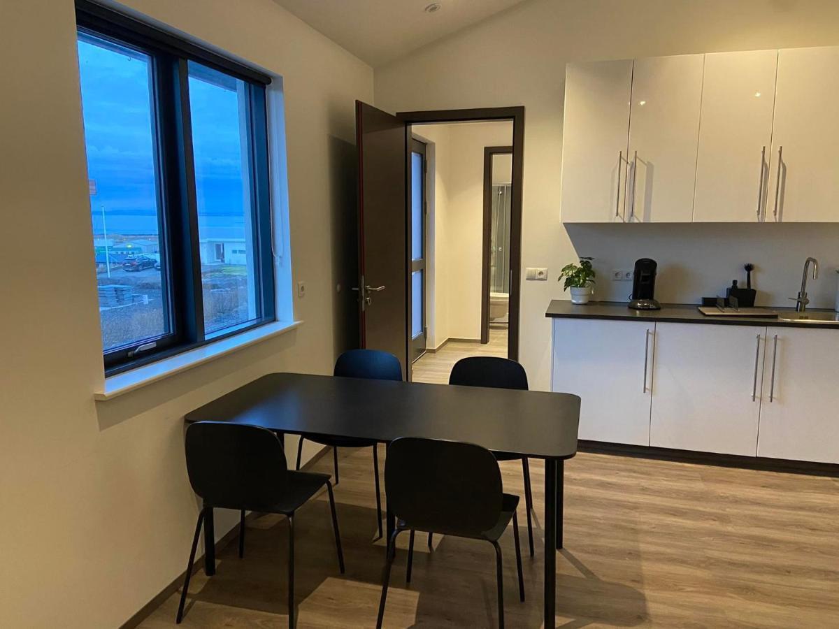 4 Person Room With Private Entrance And Bathroom Keflavik Exterior photo